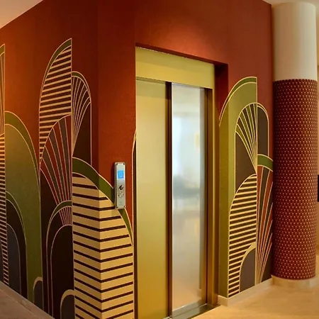 아파트 Cozy Hideaway In The Heart Of *